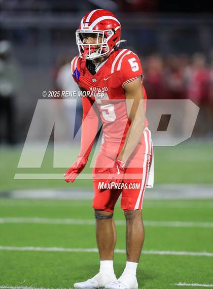 Thumbnail 1 in Mater Dei vs St. John Bosco photogallery.