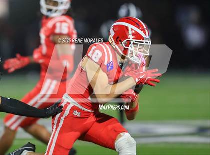 Thumbnail 3 in Mater Dei vs St. John Bosco photogallery.