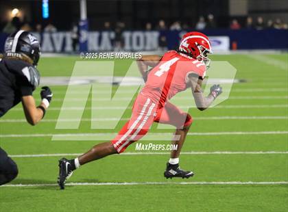 Thumbnail 1 in Mater Dei vs St. John Bosco photogallery.