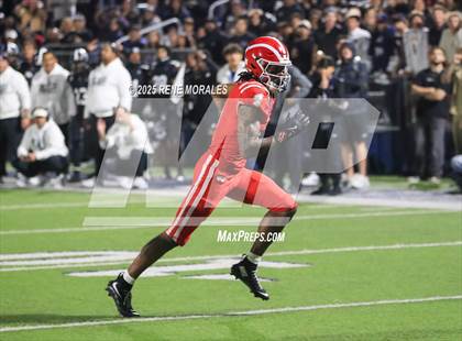 Thumbnail 1 in Mater Dei vs St. John Bosco photogallery.