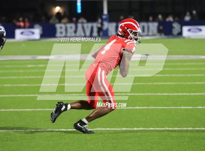 Thumbnail 3 in Mater Dei vs St. John Bosco photogallery.