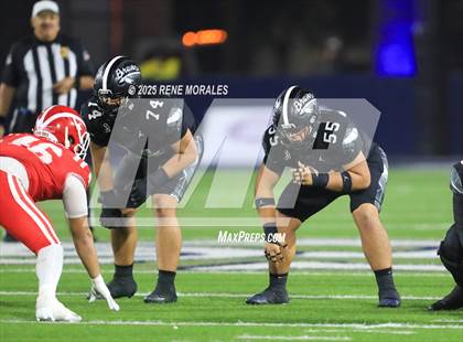 Thumbnail 1 in Mater Dei vs St. John Bosco photogallery.