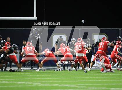 Thumbnail 1 in Mater Dei vs St. John Bosco photogallery.