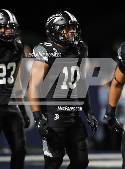Thumbnail 2 in Mater Dei vs St. John Bosco photogallery.