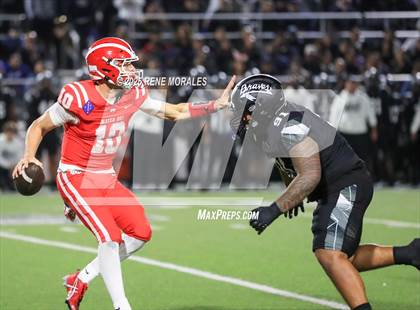 Thumbnail 3 in Mater Dei vs St. John Bosco photogallery.