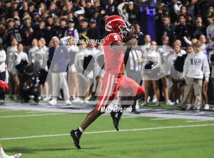 Thumbnail 1 in Mater Dei vs St. John Bosco photogallery.