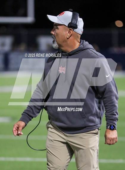 Thumbnail 3 in Mater Dei vs St. John Bosco photogallery.