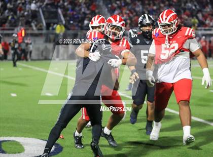 Thumbnail 1 in Mater Dei vs St. John Bosco photogallery.
