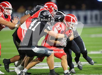 Thumbnail 3 in Mater Dei vs St. John Bosco photogallery.