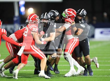 Thumbnail 2 in Mater Dei vs St. John Bosco photogallery.