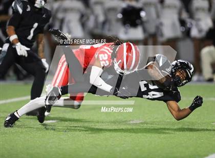 Thumbnail 1 in Mater Dei vs St. John Bosco photogallery.