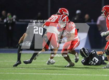 Thumbnail 3 in Mater Dei vs St. John Bosco photogallery.