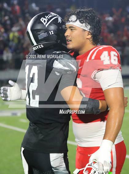 Thumbnail 1 in Mater Dei vs St. John Bosco photogallery.