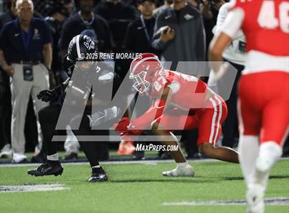 Thumbnail 2 in Mater Dei vs St. John Bosco photogallery.
