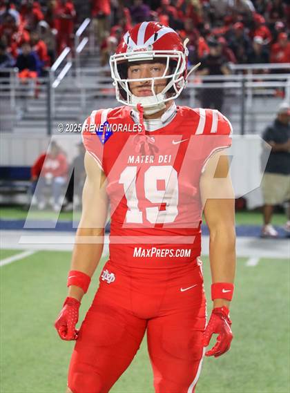 Thumbnail 2 in Mater Dei vs St. John Bosco photogallery.