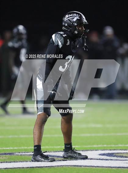 Thumbnail 1 in Mater Dei vs St. John Bosco photogallery.