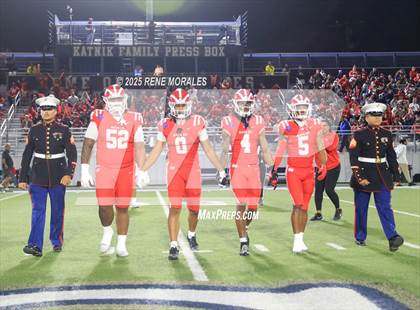 Thumbnail 2 in Mater Dei vs St. John Bosco photogallery.