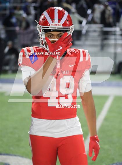 Thumbnail 1 in Mater Dei vs St. John Bosco photogallery.