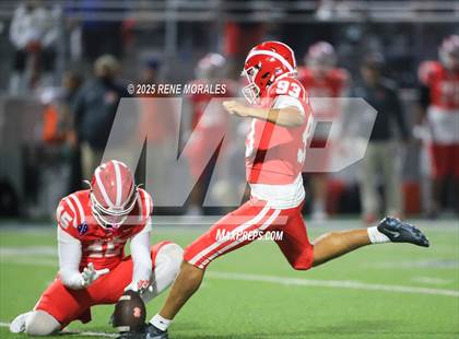 Thumbnail 2 in Mater Dei vs St. John Bosco photogallery.