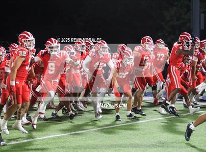 Thumbnail 3 in Mater Dei vs St. John Bosco photogallery.