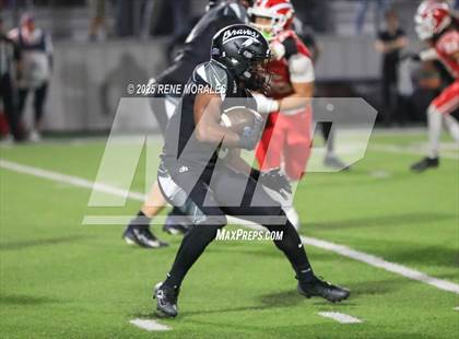 Thumbnail 1 in Mater Dei vs St. John Bosco photogallery.