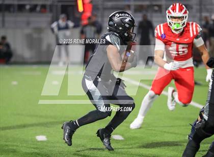 Thumbnail 2 in Mater Dei vs St. John Bosco photogallery.