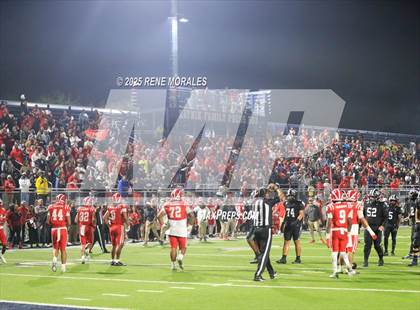Thumbnail 1 in Mater Dei vs St. John Bosco photogallery.