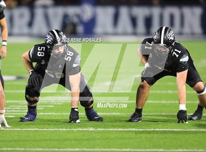 Thumbnail 1 in Mater Dei vs St. John Bosco photogallery.