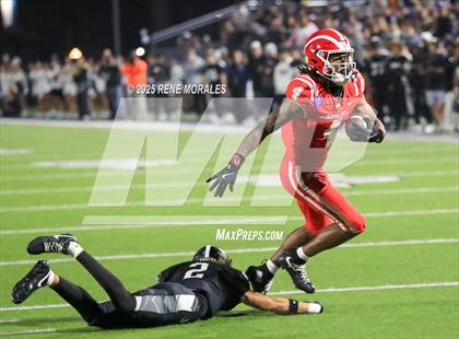 Thumbnail 2 in Mater Dei vs St. John Bosco photogallery.