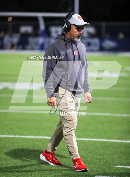 Thumbnail 2 in Mater Dei vs St. John Bosco photogallery.