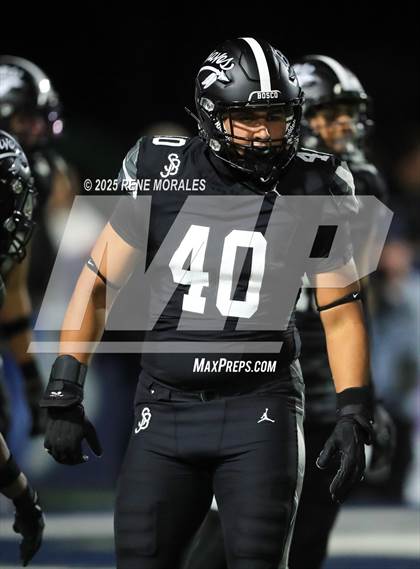 Thumbnail 3 in Mater Dei vs St. John Bosco photogallery.