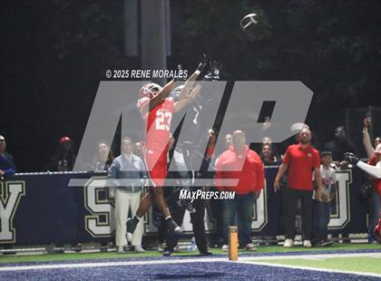 Thumbnail 1 in Mater Dei vs St. John Bosco photogallery.