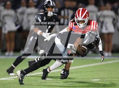Thumbnail 1 in Mater Dei vs St. John Bosco photogallery.