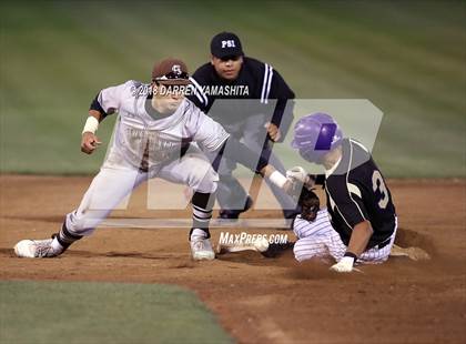 Thumbnail 2 in Soledad vs. Saint Francis (CIF CCS D2 Final) photogallery.