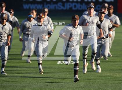 Thumbnail 3 in Soledad vs. Saint Francis (CIF CCS D2 Final) photogallery.