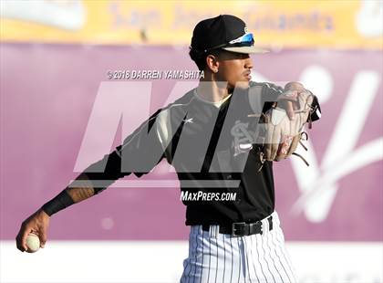 Thumbnail 1 in Soledad vs. Saint Francis (CIF CCS D2 Final) photogallery.