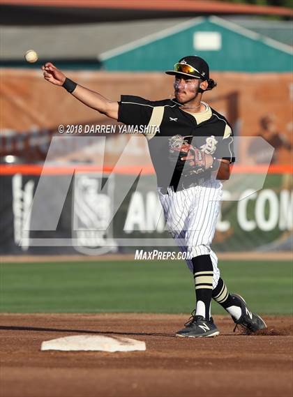 Thumbnail 2 in Soledad vs. Saint Francis (CIF CCS D2 Final) photogallery.