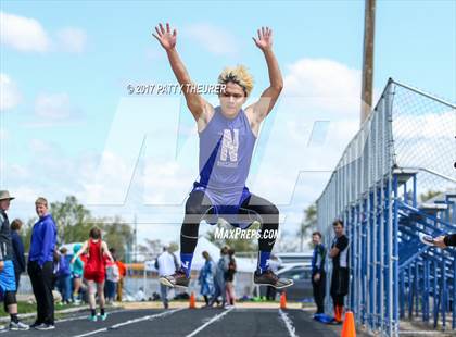 Thumbnail 3 in Don Walker Invitational photogallery.