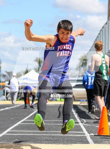 Thumbnail 3 in Don Walker Invitational photogallery.