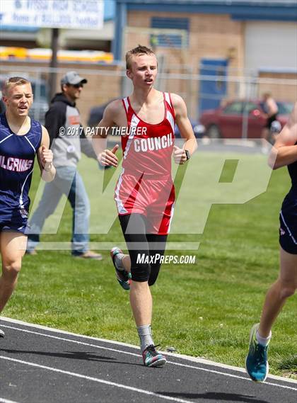 Thumbnail 3 in Don Walker Invitational photogallery.