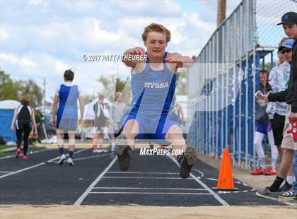 Thumbnail 2 in Don Walker Invitational photogallery.