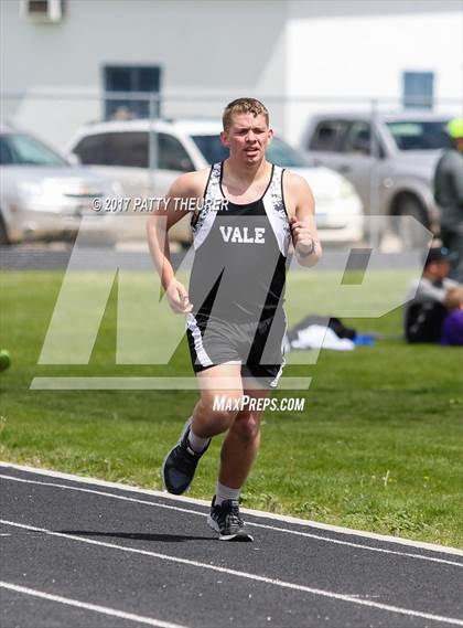 Thumbnail 3 in Don Walker Invitational photogallery.