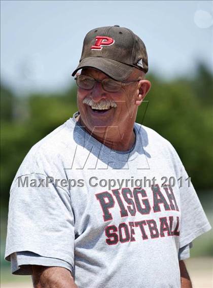 Thumbnail 2 in Swansboro vs. Pisgah (NCHSAA 2A Final) photogallery.