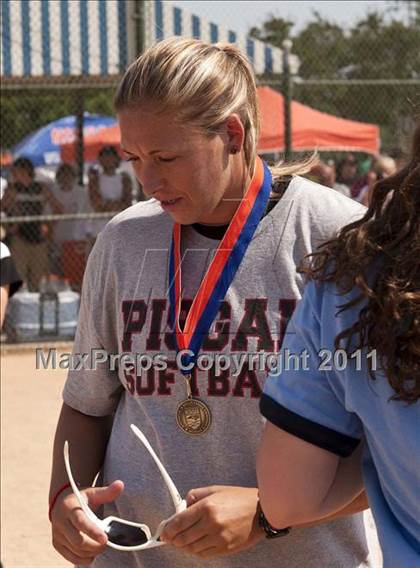 Thumbnail 1 in Swansboro vs. Pisgah (NCHSAA 2A Final) photogallery.