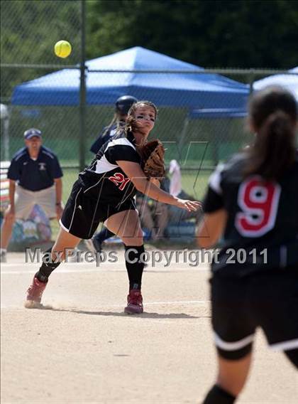 Thumbnail 2 in Swansboro vs. Pisgah (NCHSAA 2A Final) photogallery.