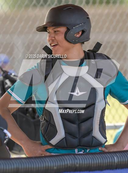 Thumbnail 2 in Coronado vs Pinon (Ben Franklin Pre-Season Classic) photogallery.
