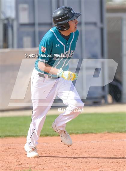 Thumbnail 1 in Coronado vs Pinon (Ben Franklin Pre-Season Classic) photogallery.