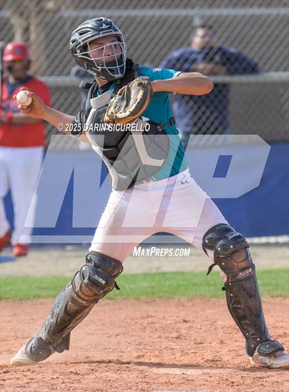 Thumbnail 3 in Coronado vs Pinon (Ben Franklin Pre-Season Classic) photogallery.