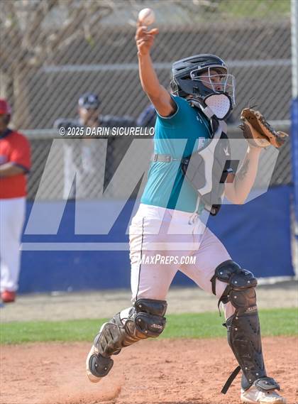 Thumbnail 3 in Coronado vs Pinon (Ben Franklin Pre-Season Classic) photogallery.