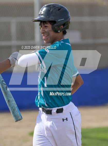 Thumbnail 1 in Coronado vs Pinon (Ben Franklin Pre-Season Classic) photogallery.
